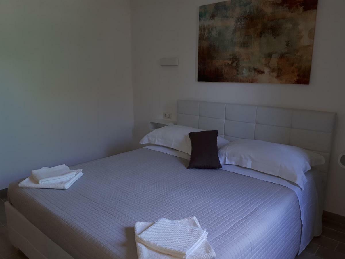 Zoe Apartment